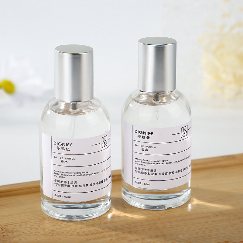Perfume de laboratorio de Lifei, sándalo, fragancia permanente, fragancia fresca y natural.
