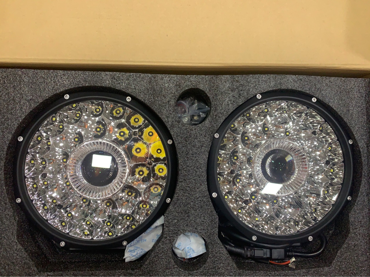 LED high-power driving lights laser lights off-road modified spotlights front bumper lights truck roof suv installation