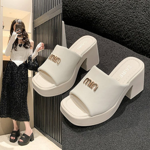 2025 New Summer High Height Sandals Women's Thick Sole Retro Beach Sandals High Heel Slippers Women's Outer Wear