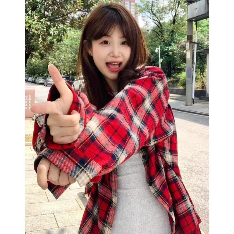 アメリカのレトロな黄色の格子のシャツの女性の春と秋の長袖のシャツのゆったりしているカップルのカジュアルな上着のコートのデザイン感|undefined