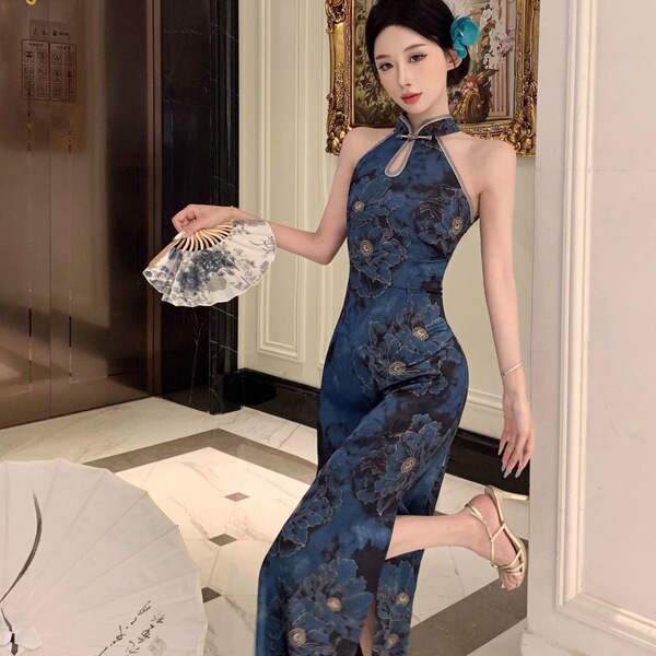 Elegant retro cheongsam