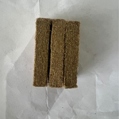 車用アロマセラピー専用香木ブロック 香木缶 天然植物合成木フェルトブロック