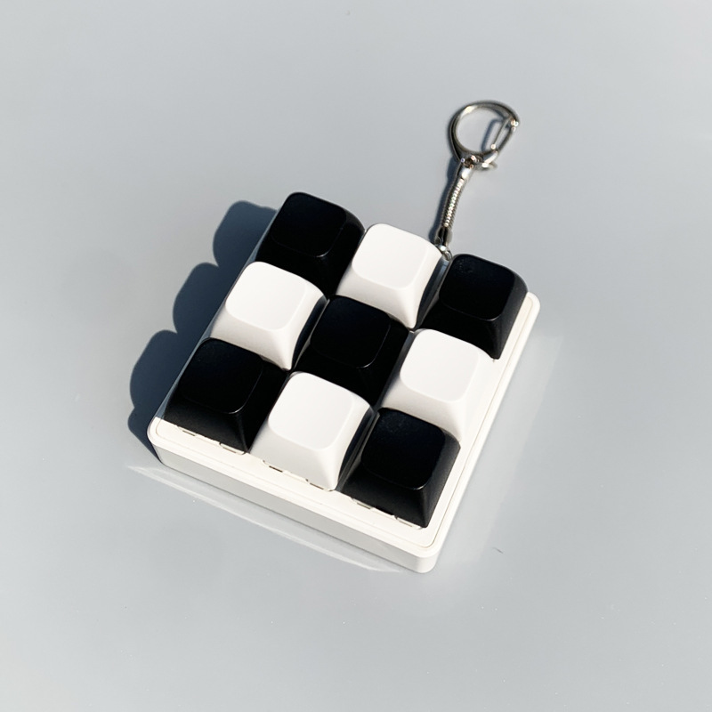 クロスボーダークリエイティブ減圧アーティファクトキーボードピンチキーホルダーペンダント指減圧と発散ノベルティ|undefined