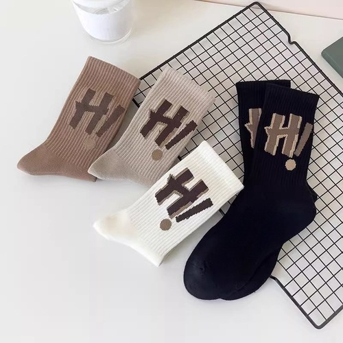 Socks for women, deodorant and sweat-absorbent, spring and autumn socks, women's mid-tube socks, ins trendy, versatile, sports, breathable, couple's stockings for women