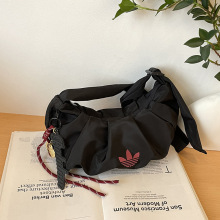 �μ�б��Ů��2025�����¿����~��녶���ǰ��ް���Ӱ��\��ţ�ǰ�