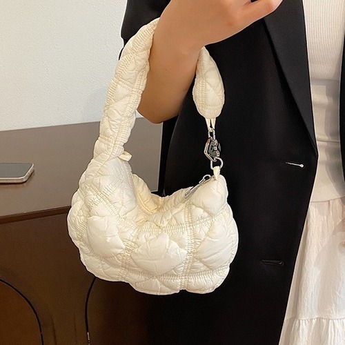 Designer Folded Cloud Pocket Crossbody Bag for Women 2024 Summer New Arrival Korean Style Chain Single Shoulder Bag Underarm Bag Handbag