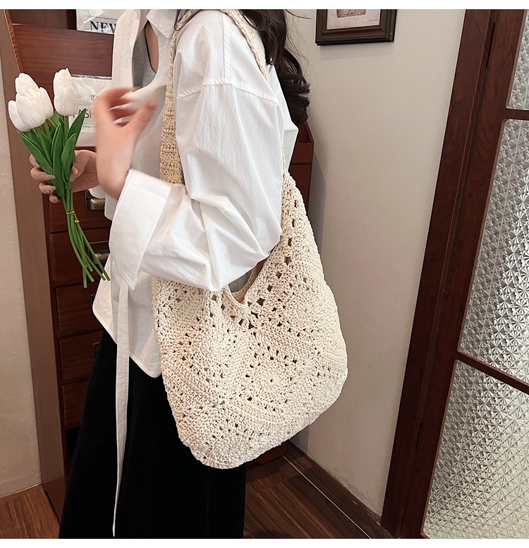 Trendy casual woven bag 2025 New style ins niche artistic straw woven bag Large capacity versatile single-shoulder armpit bag undefined