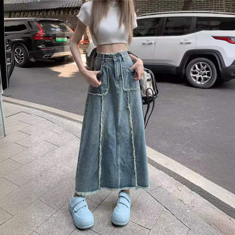 Vintage Pear-Shaped Body Shape Retro Frayed Patchwork Denim Skirt for Women, Summer Mid-Length Hip-Hugging A-Line Long Skirt Trendy