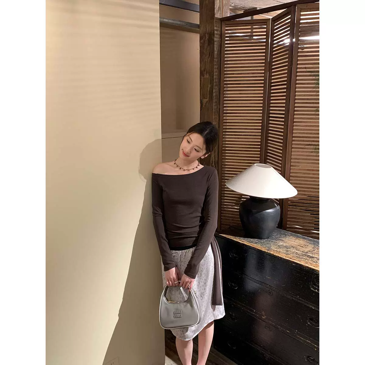 趋梦DT ETOLIE绑结不对称设计感上衣女修身露肩辣妹长袖t恤女秋季