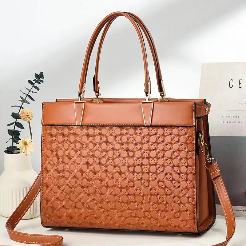 mmexport1661487689429