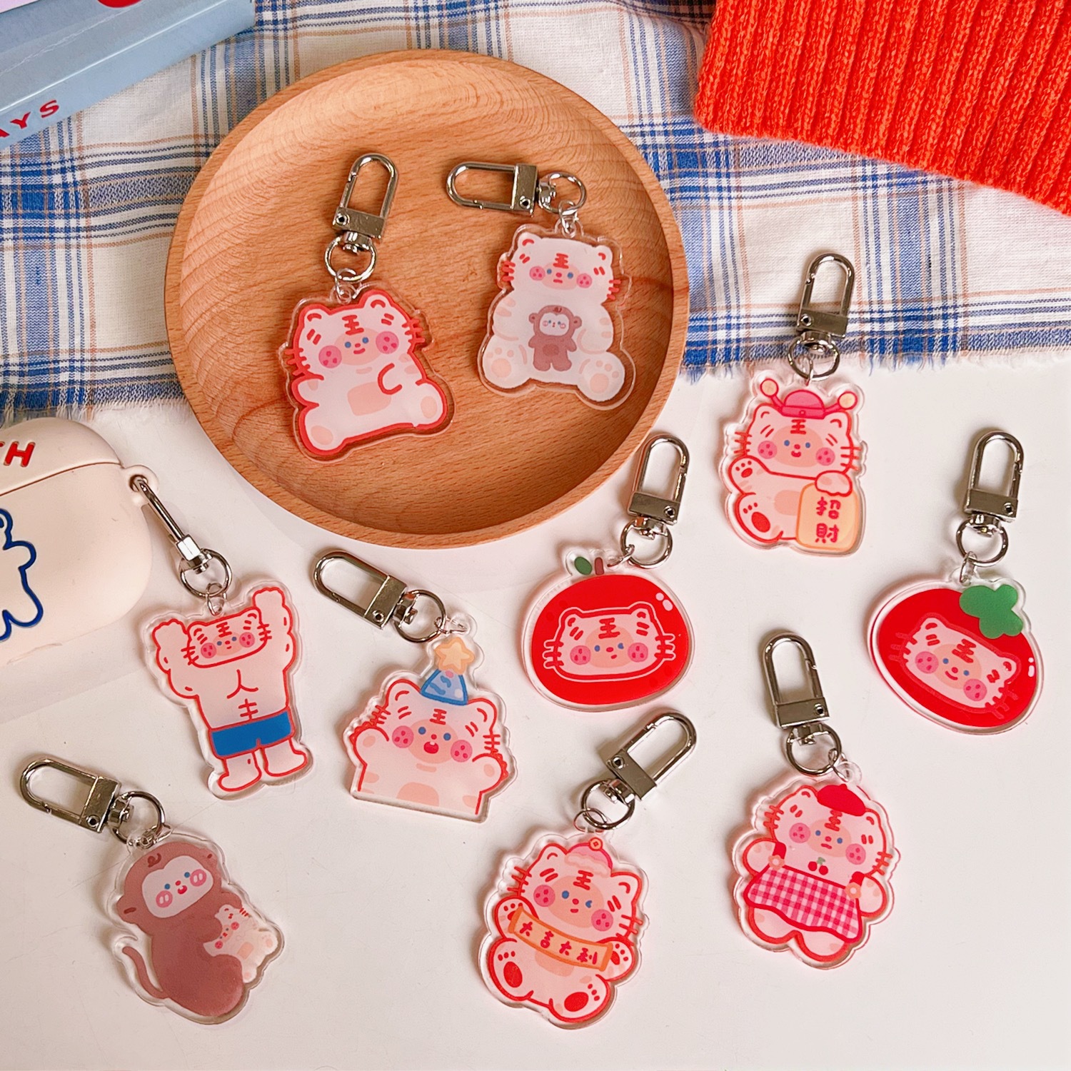 New Years Tiger Cute Cartoon Creative Couple Pendant Acrylic Keychain Bag Decorationpicture1