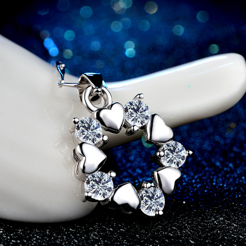 Japonés y coreano estilo fresco personalizado clavícula cadena collar s925 plata esterlina moda diamante con incrustaciones de ZIRCON flor colgante femenino al por mayor