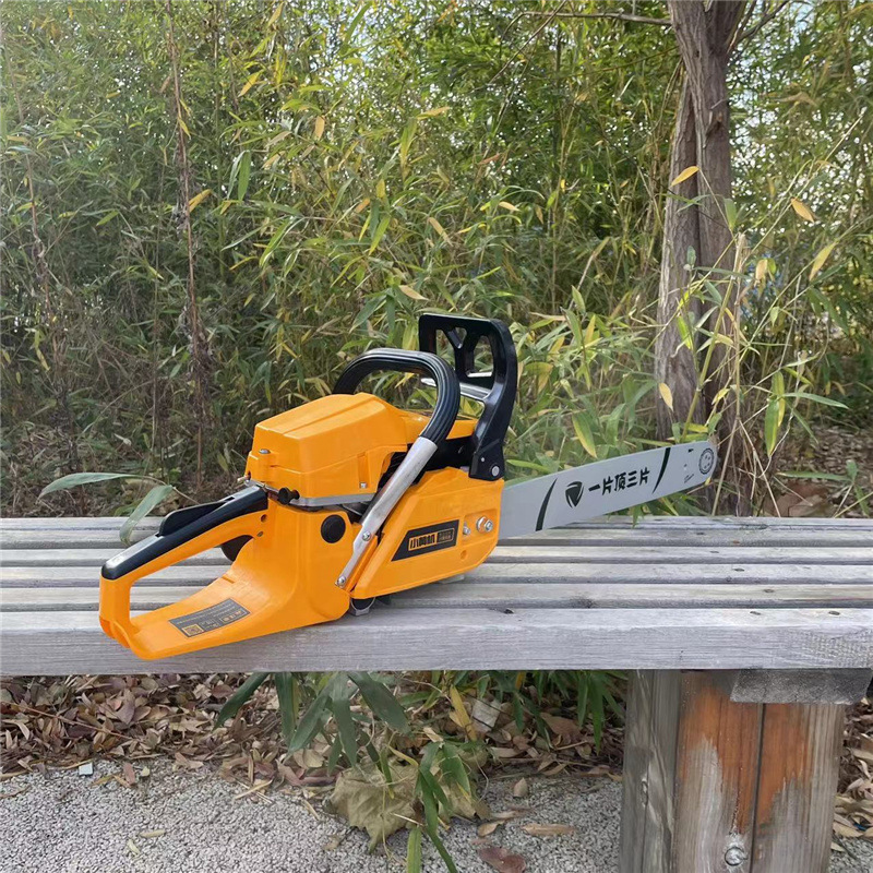 大功率油锯手持汽油伐木锯 林业砍柴锯树机 高温作业不拉缸摩托锯