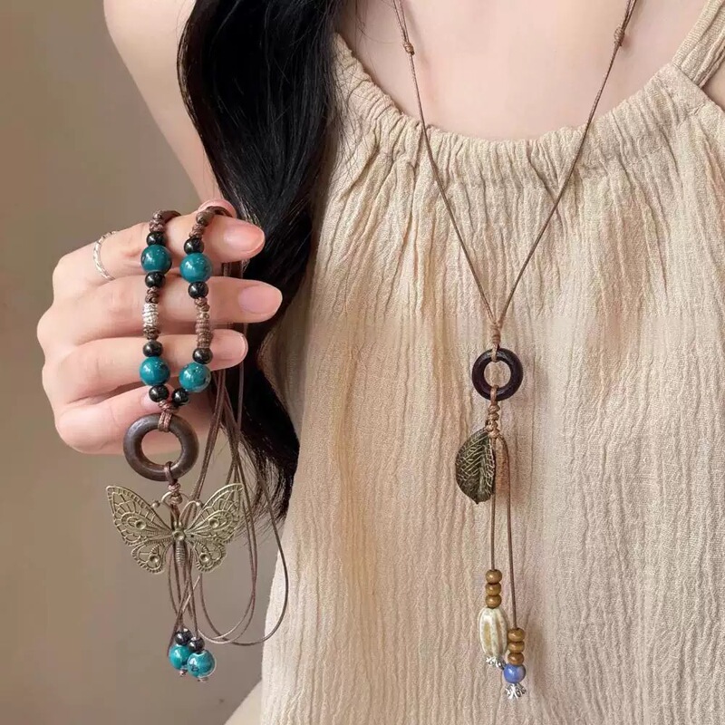 Wooden Beads Butterfly Leaf Ceramic Oval Pendant Necklace Retro Ethnic Style Clavicle Chain Niche Design Necklace