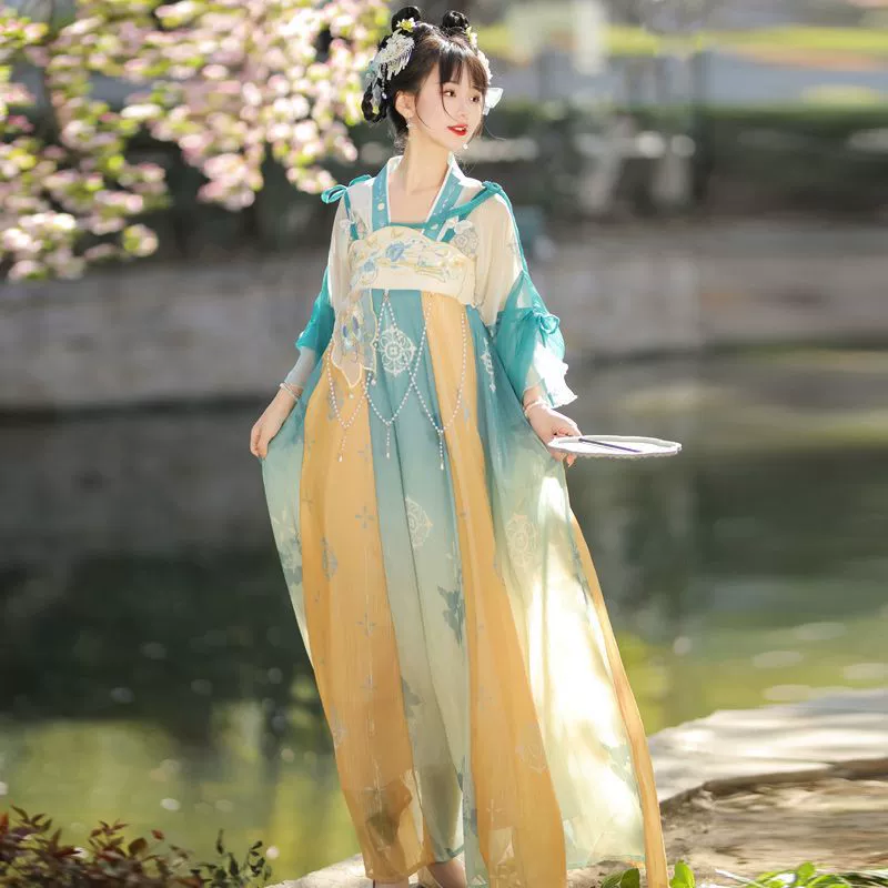 Оригинал от Huaxianhe [Пьяный в цветочном саду] Аутентичная юбка Ханфу длиной до груди в стиле династии Тан для женщин в супер-сказочном древнем китайском стиле.