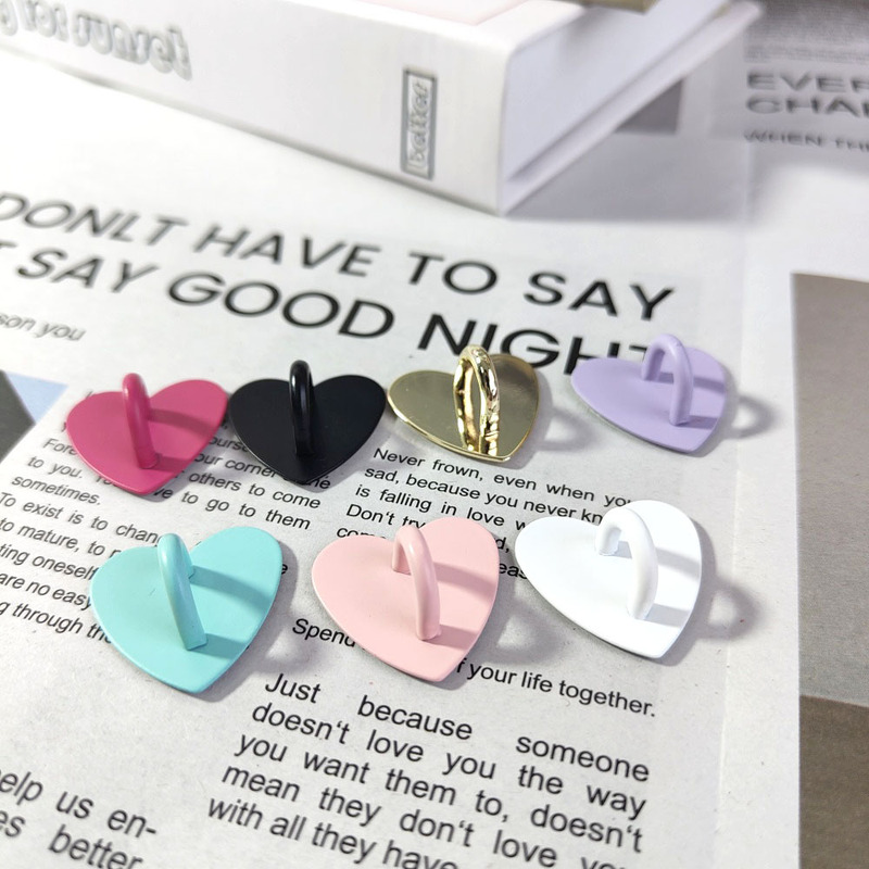 Water Cup Hook Heart DIY Metal Buckle No Lanyard Mobile Phone Fixed Pendant Adhesive Hook Pendant No Drilling Water Cup Hook Heart DIY Metal Buckle No Lanyard Mobile Phone Fixed Pendant Adhesive Hook Pendant No Drilling