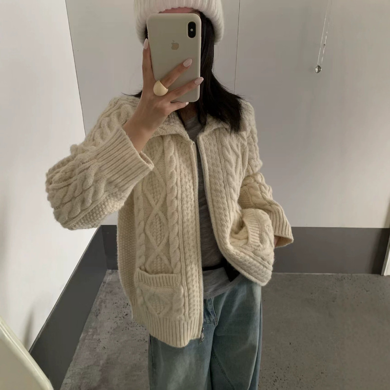 Vintage Chunky Cable Knit Double Zipper Turn-Down Collar Oversized Cardigan 2026 Autumn New Wool Knit Sweater Casual Coat Top Vintage Chunky Cable Knit Double Zipper Turn-Down Collar Oversized Cardigan 2026 Autumn New Wool Knit Sweater Casual Coat Top