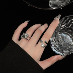 2022 New Explosions Ring Ins Student Niche Design Sense Men's and Women's Tide Cool Hot Girls High Sense Couple's Ring