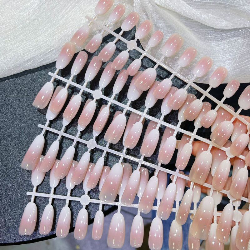 Milky White Gradient Wearable Manicure Nail Polish Spray Nail Polish Removable Wearable Nail Milky White Snow Mountain Wearable Nail Polish Milky White Gradient Wearable Manicure Nail Polish Spray Nail Polish Removable Wearable Nail Milky White Snow Mountain Wearable Nail Polish