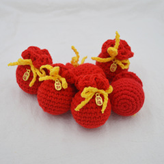 Spring Festival red handmade woven Fu bag hanging ornament for moms DIY wealth-bringing and good fortune small hanging decoration knitting keychain