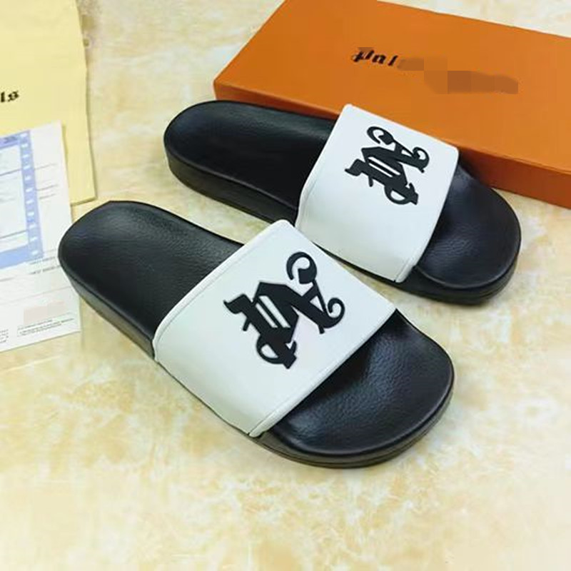 Cambodia Vietnamese Turkish Letter Graffiti Print Lightweight Non-Slip Beach Slippers for Men and Women Trendy Outer Wear Cambodia Vietnamese Turkish Letter Graffiti Print Lightweight Non-Slip Beach Slippers for Men and Women Trendy Outer Wear