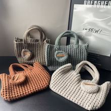 �͹�ᘿ�Ů��2024�ﶬ�¿��ֿ�����s�ٴ�ë�����nϵ�r�������Ů