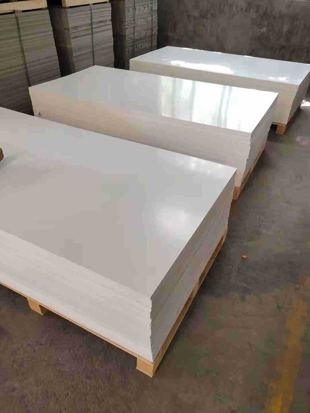 白色PVC硬板 PVC塑料板 PVC隔板 白色PVC板材 蓝色PVC硬板雕刻板