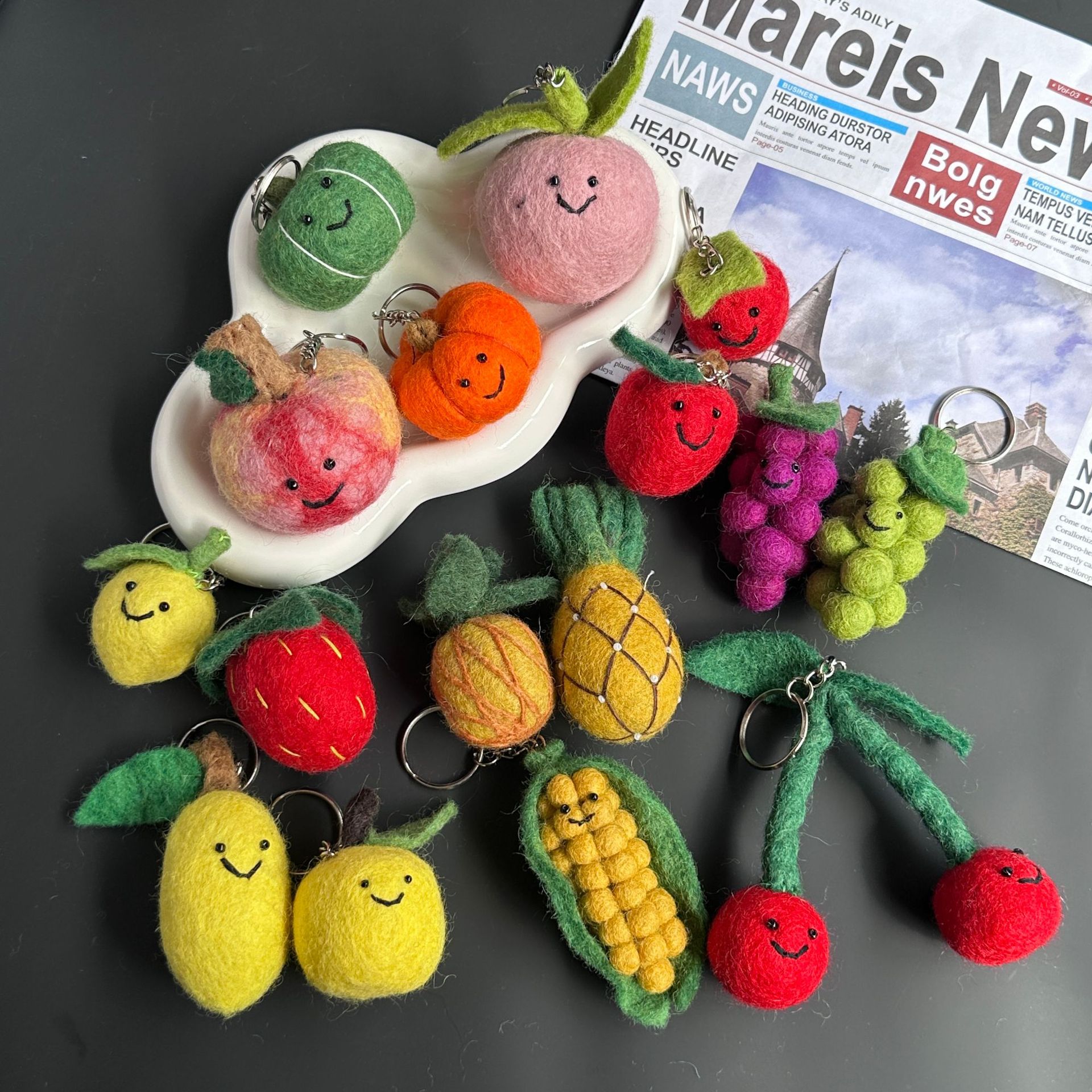 100g Weight Bag Pendant, Keychain Classification 1 Piece Quantity Holiday, Daily Occasion wool felt Material Fruit, Vegetable Pattern Cute Style 1 Piece Cute Fruit Vegetable Wool Felt Bag Pendant Keychain 14