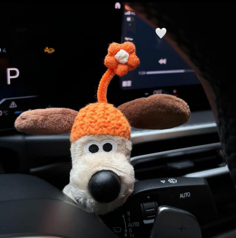 New Style Plush Dog Car Dashboard Decoration, Car Interior Ornament, Car Steering Wheel Light and Wiper Cover