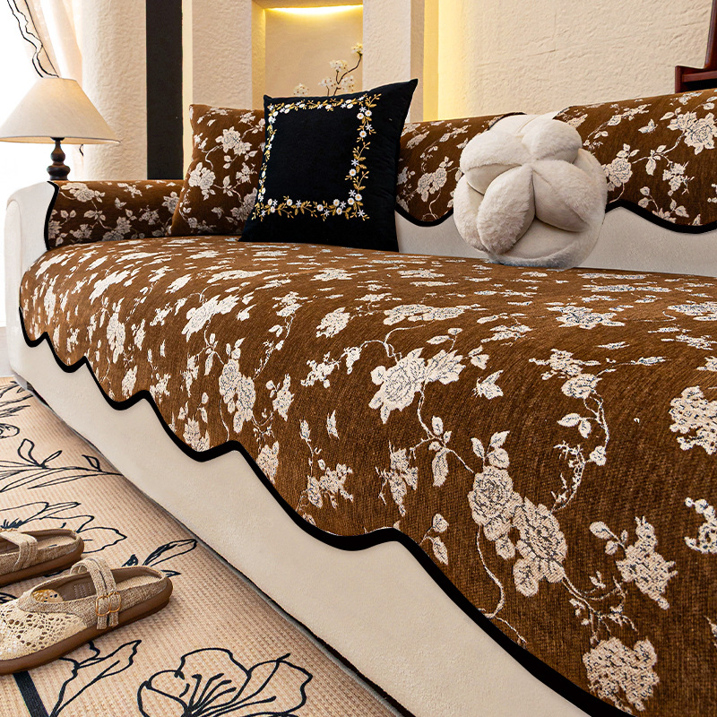 Cojín de sofá de estilo medio Cheniel Four Seasons Universal 2025 nuevo cojín de sensación premium de forma especial antideslizante paño de tela en línea recta