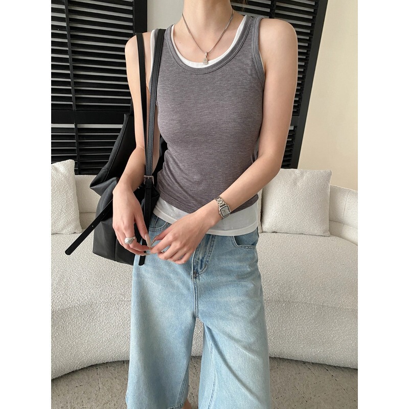 Sinan Must-Have Item: Tencel Blend Color-Blocked Faux Two-Piece U-Neck Slim-Fit Slimming Tank Top Sn8840 Sinan Must-Have Item: Tencel Blend Color-Blocked Faux Two-Piece U-Neck Slim-Fit Slimming Tank Top Sn8840