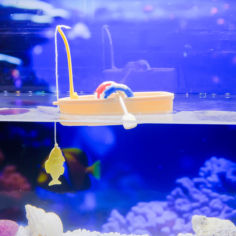 Decoración de paisajismo interesante, acuario, agua, anillo de natación, pesca, barco de pesca, modelo de paisajismo de acuario, barco de plástico flotante