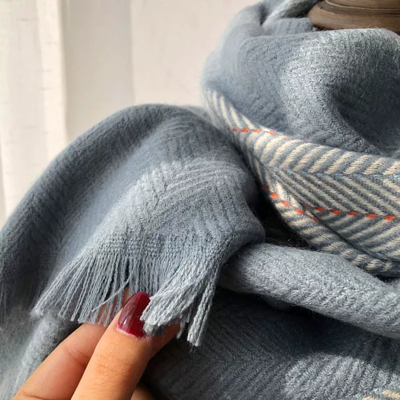 Шарф женский новый зимний дикий осенний и зимний ощущение