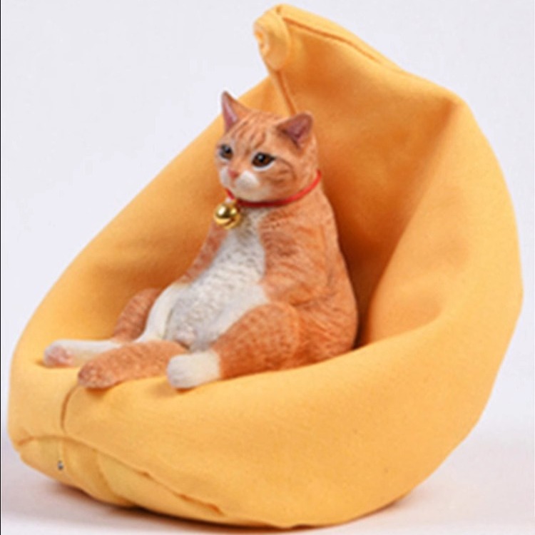 JXK Orange Cat Lazy Cat Animal Model with Sofa Cat Trendy Play Handmade Car Accessories Home Resin Ornaments