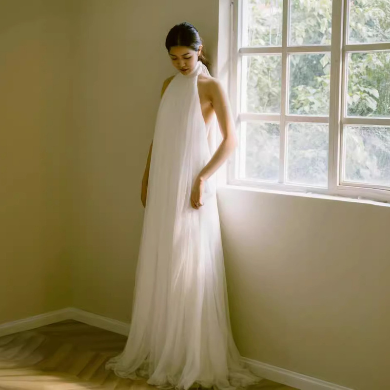Bridal Morning Gown 2024 New Hanging Neck Mesh Showback Light Wedding Dress Simple Niche High-end Welcome Women's Gown