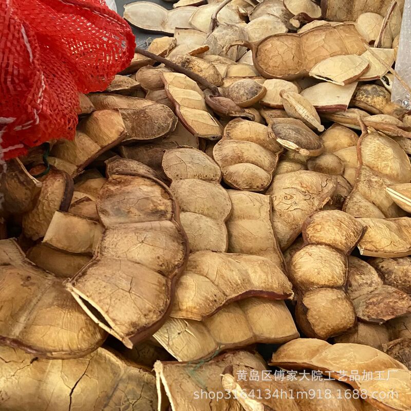 Natural Bean Pods DIY Materials for Handmade Crafts, Including Large Lotus Bean Seeds and Handmade Pendants Natural Bean Pods DIY Materials for Handmade Crafts, Including Large Lotus Bean Seeds and Handmade Pendants