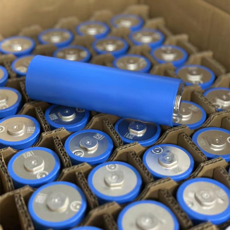 3.2V/20 Seguridad Nuevo Yiwei C40 33140 Fosfato de hierro y litio C40 Batería de almacenamiento de energía Batería de litio para vehículo eléctrico
