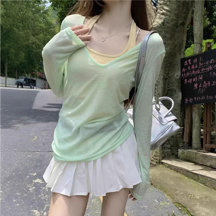 Irina Pure Desire Style V-neck Thin Blouse T-shirt Women's Spring and Summer Niche Inner Neck Vest Top Two-piece Set for Women