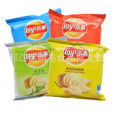薯片每袋小包装黄瓜味红烩味零食大礼包休闲食品整箱批发