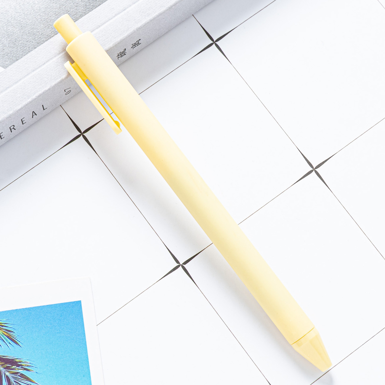 alto valor facial de color macarón bolígrafo de plástico de presión de papelería para estudiantes bolígrafo de imprimir logotipo bolígrafo de goma