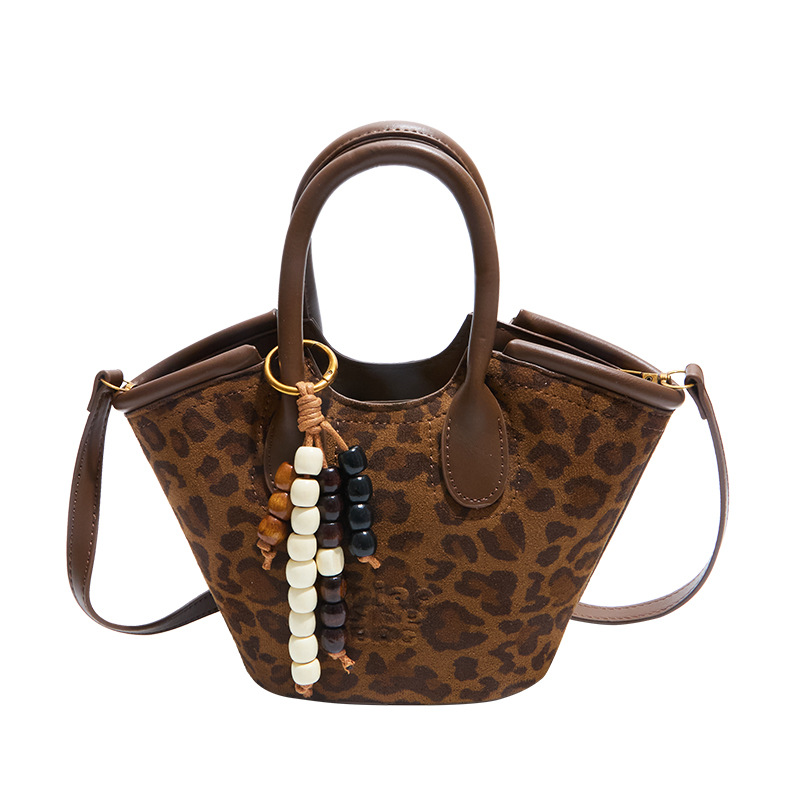 Invierno coreano de seda retro bolso de gran capacidad bolso de mujer 2025 nuevo hombro mochila bolso de cubo de moda