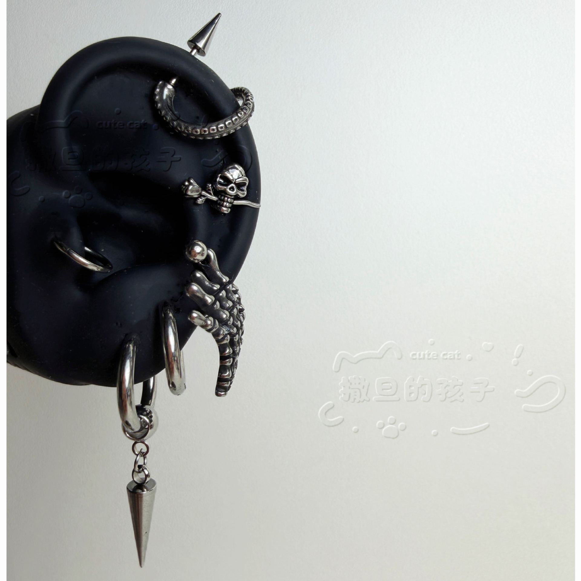 Labret piercing jewelry detail image