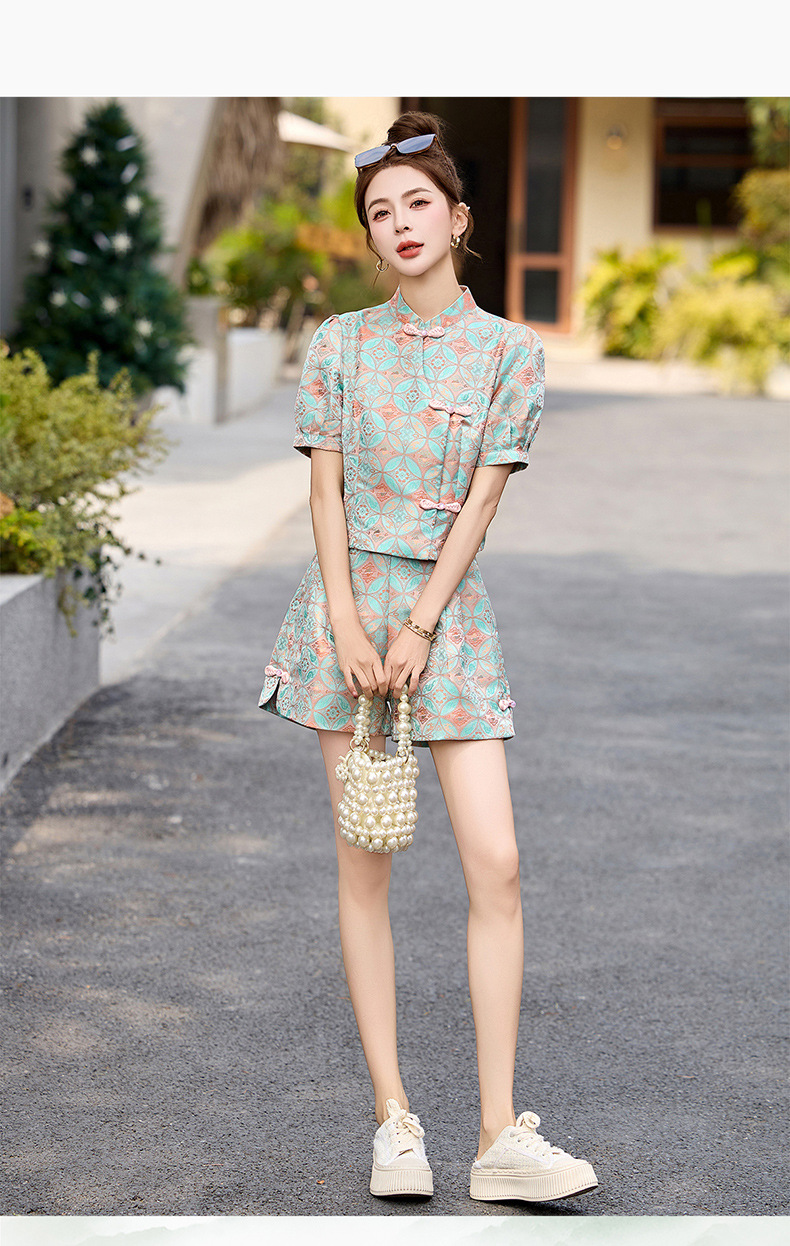 Bộ quần áo nữ mùa hè 2025 áo khoác jacquard quần short hai mảnh phong cách tân cổ điển — Màu xanh lục nhạt, Màu xanh lam, Màu đỏ chi tiết 19