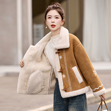 皮毛一体短外套女2025秋冬新款宽松加厚毛绒夹克外套配包包YB8981