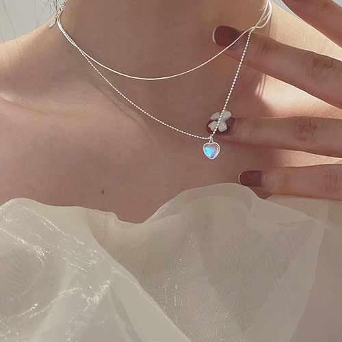 Everyday Versatile S925 Pure Silver Aquamarine Butterfly Necklace for Women, Non-Fading, Unique and Sophisticated, Light Luxury Clavicle Chain, New