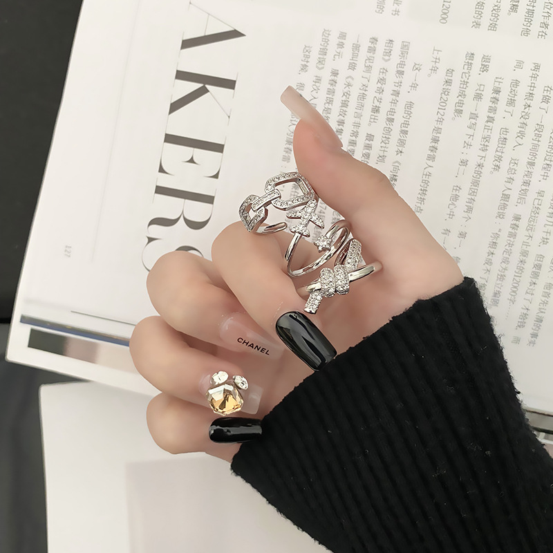 ins潮新款時尚素圈戒指女小眾設計百搭極簡輕奢高級感極簡食指戒
