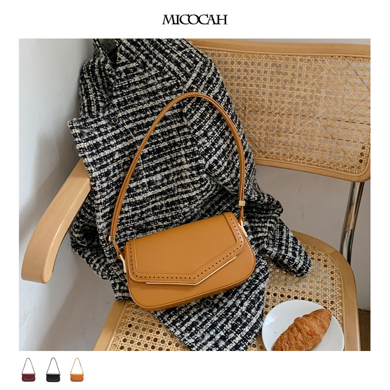 Micocah Bag Spring and Summer New Women's Laser Punching Envelope Bag Single Shoulder Crossbody Small Square Bag Women's Original Vintage