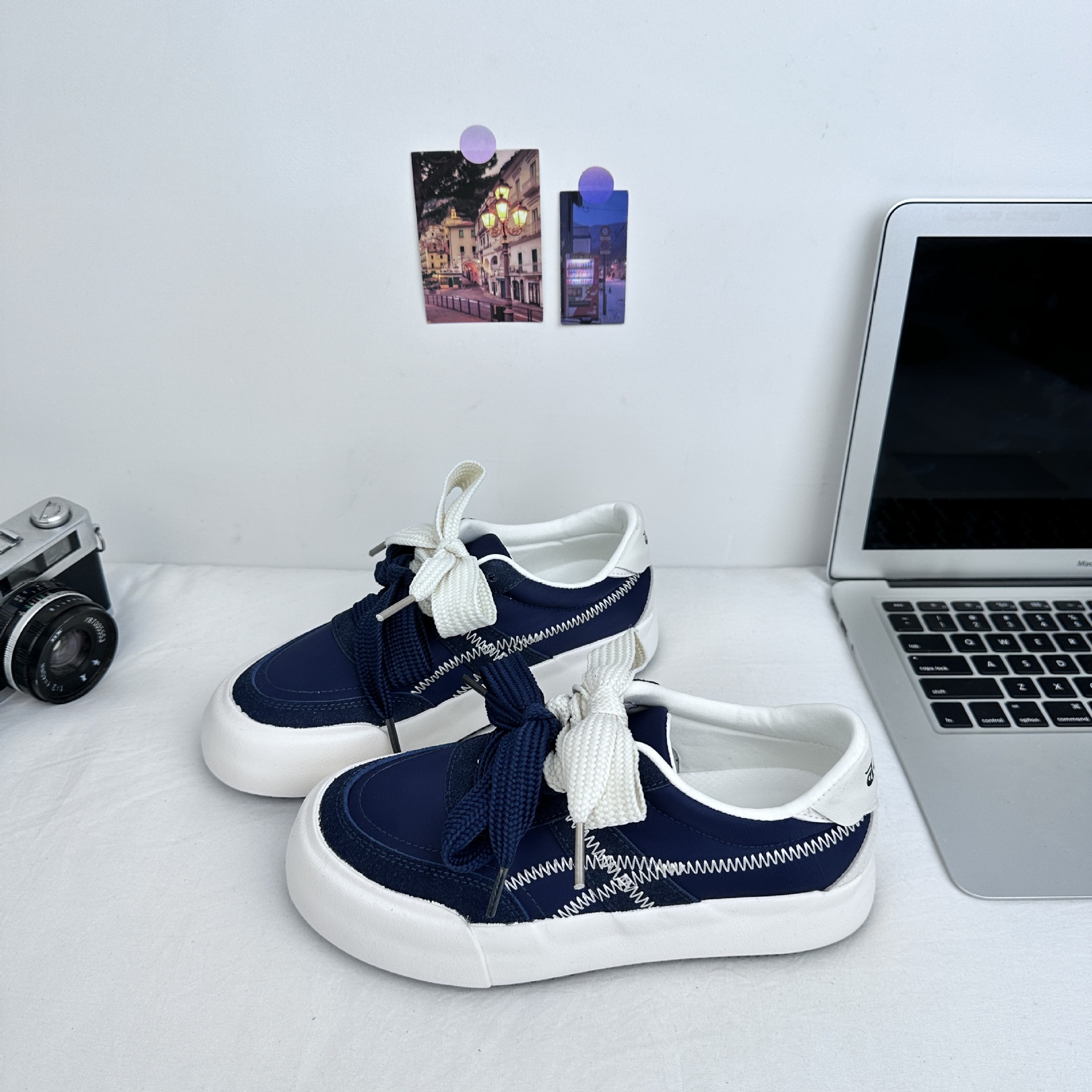 Nicho americano Zapatos de cuero en polvo de cuero compuesto universal mujeres in tide 2025 primavera nuevos zapatos de lona casuales suela gruesa 6604