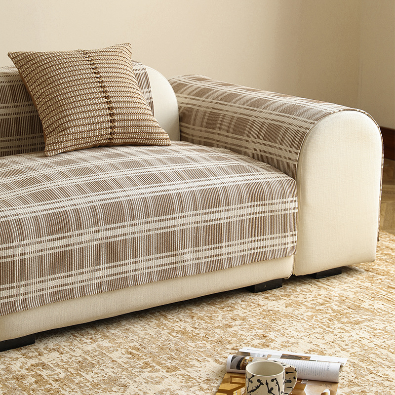 Retro Sofa Cushion, High-End, Antique Style, Universal for All Seasons, Non-Slip, Anti-Cat Scratch Sofa Cushion, Fabric Sofa Cover