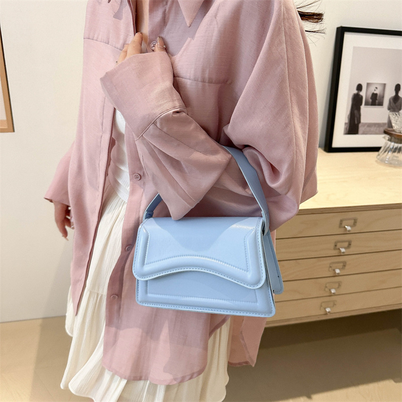 Bolso de color sólido casual de la calle 2024 nuevo bolso de mano casual nuevo bolso cuadrado pequeño simple de moda mujer